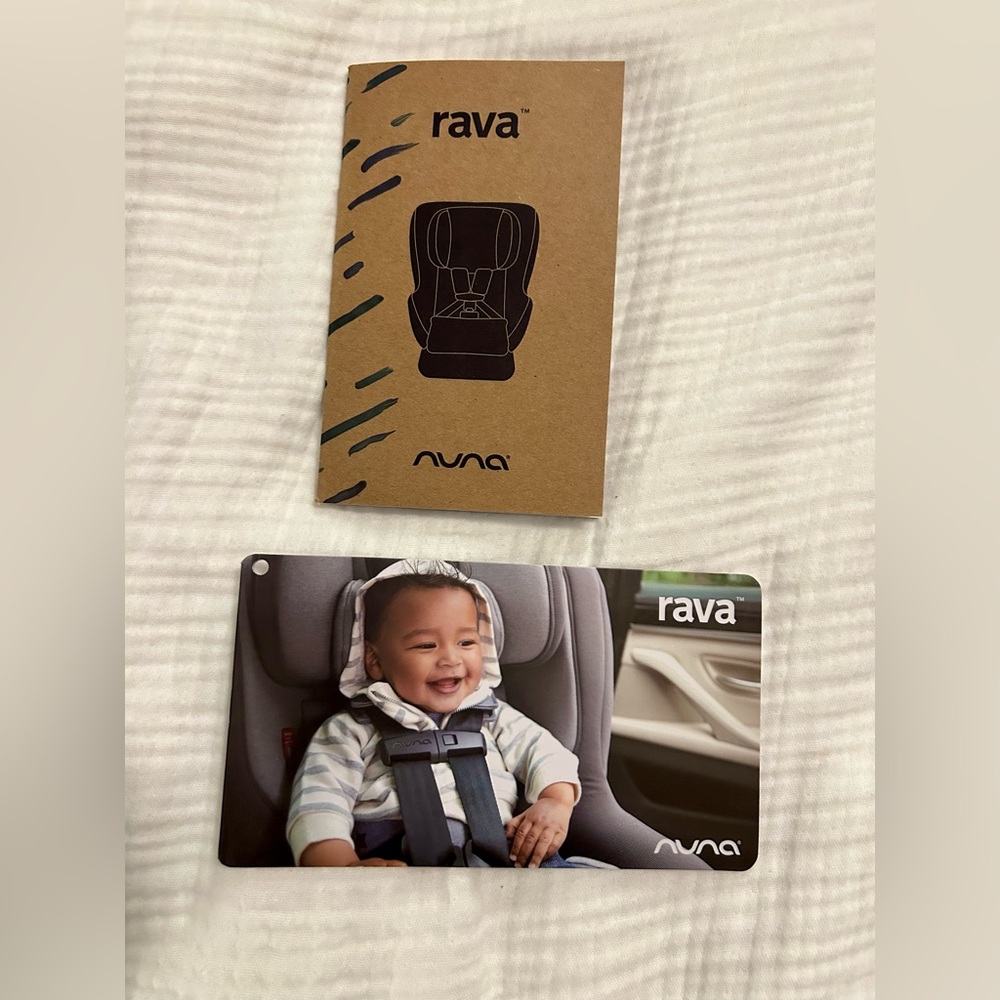 Nuna Rava Car Seat Infant Insert